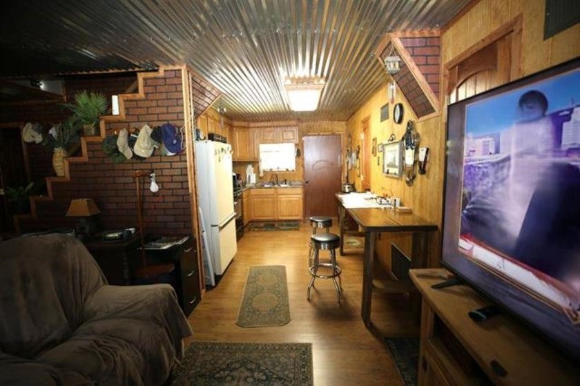 Welcome to this super cozy, cabin feeling, A-frame sitting at - photo 12