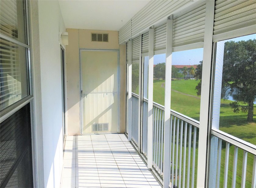GREAT INVESTMENT! RENTED TO A LONG TERM TENANT. GET INCOME ON - photo 28