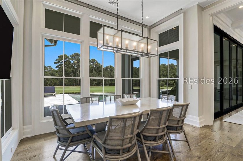 8 Anson Park Road East is an estate that simply leaves an - photo 23