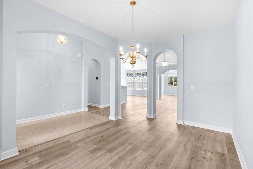 Welcome to 732 Gazania Lane in the highly sought after Fox Horn - photo 9