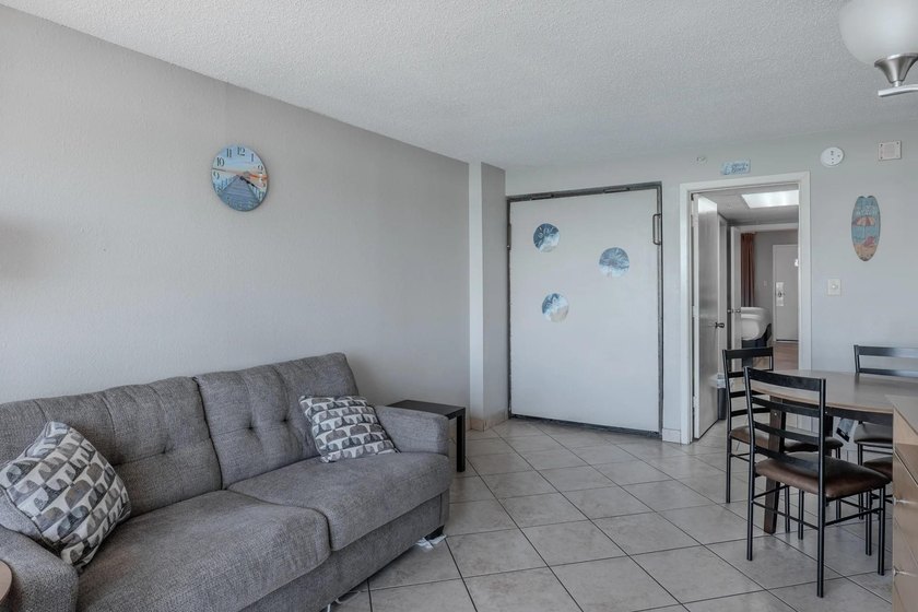 Newly updated condo in the Landmark Resort, sleeps six - photo 7