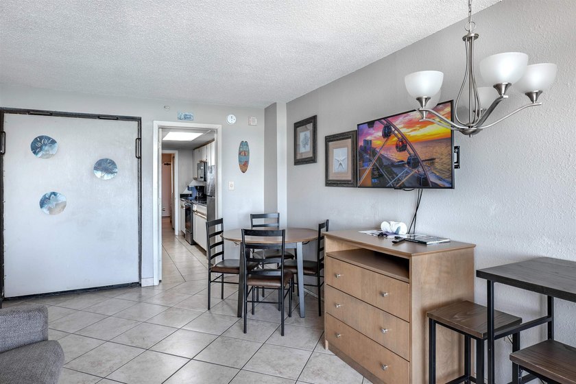 Newly updated condo in the Landmark Resort, sleeps six - photo 8