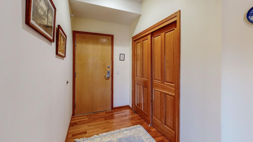 Make this fabulous lake-view condo yours today! Top floor - photo 9