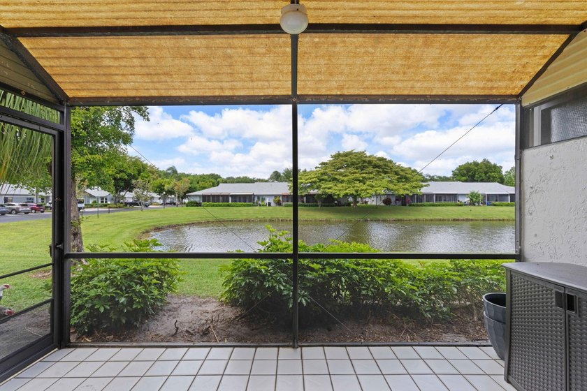 ABSOLUTELY GORGEOUS WATERFRONT VILLA | PRESTIGIOUS 55+ COMMUNITY - photo 10