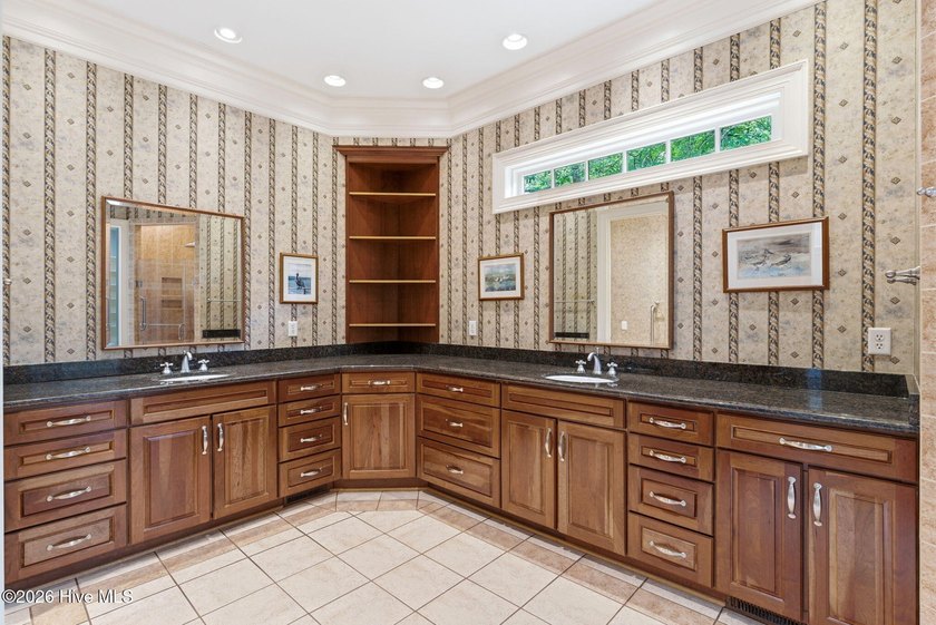 Nestled on 1.4 private acres in the heart of coveted Porters - photo 22