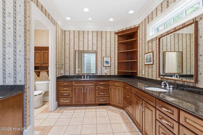 Nestled on 1.4 private acres in the heart of coveted Porters - photo 23