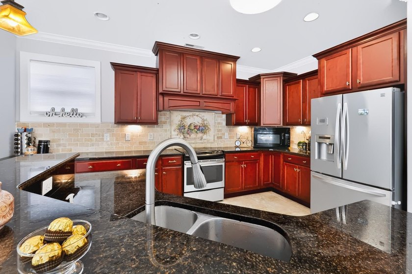 Welcome to 360 Capers Creek Drive in the highly desirable - photo 9