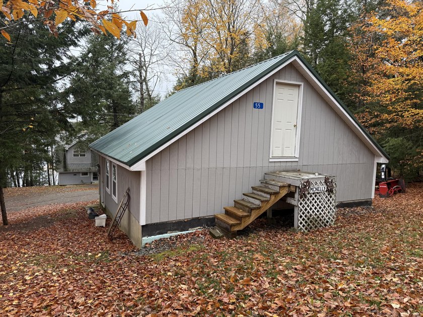 Year Round Mattwamkeag Lake home! Sitting close to water edge - photo 13
