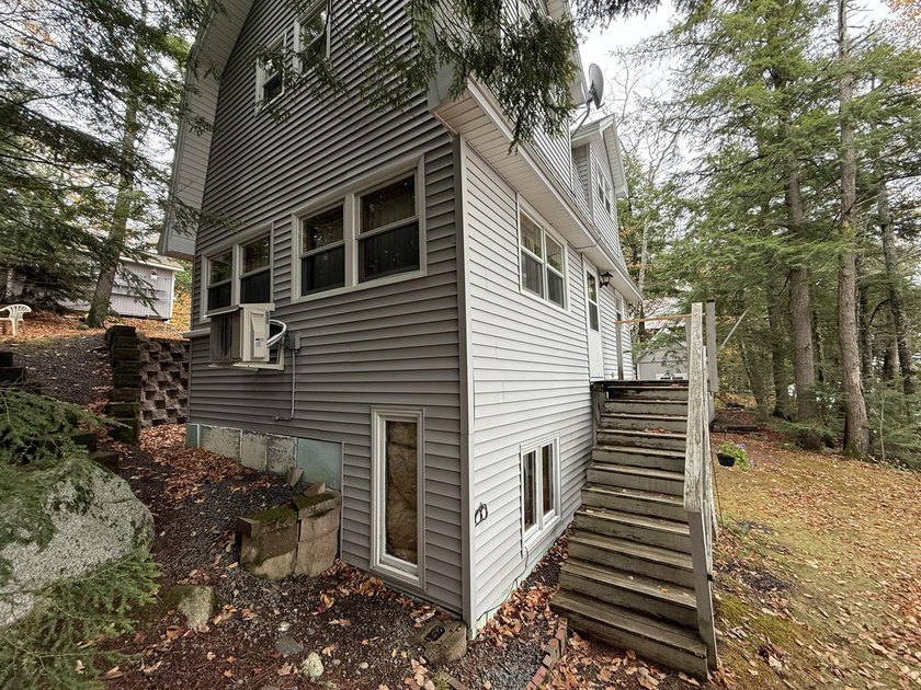 Year Round Mattwamkeag Lake home! Sitting close to water edge - photo 22