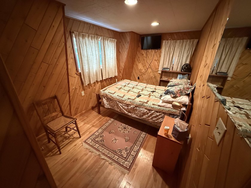 Year Round Mattwamkeag Lake home! Sitting close to water edge - photo 36