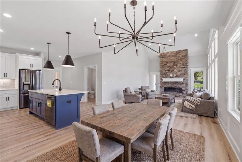 New Construction with Dock! Gorgeous Brand new stunning - photo 13