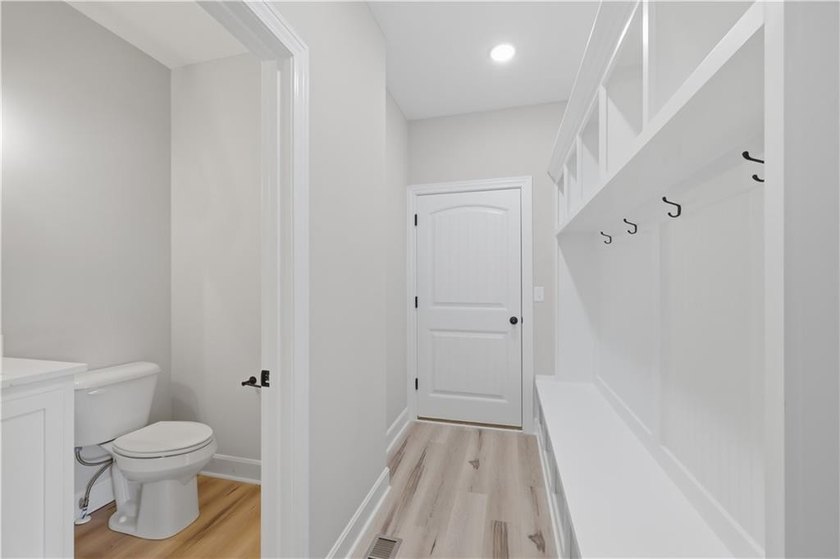 New Construction with Dock! Gorgeous Brand new stunning - photo 22