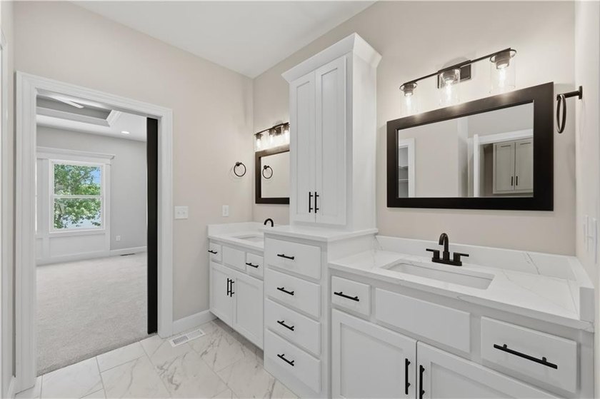 New Construction with Dock! Gorgeous Brand new stunning - photo 27