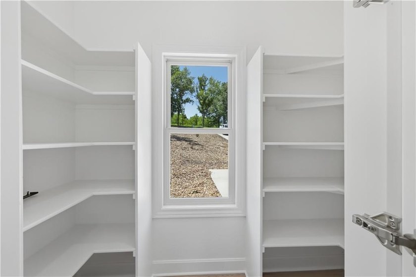 New Construction with Dock! Gorgeous Brand new stunning - photo 30