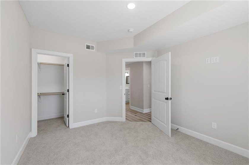 New Construction with Dock! Gorgeous Brand new stunning - photo 31