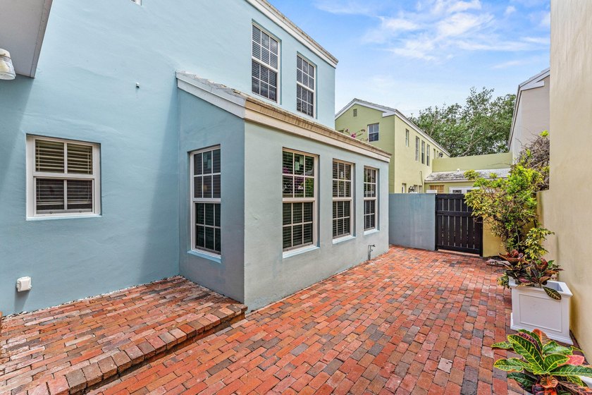 Experience refined living in the award-winning Charleston Place - photo 31