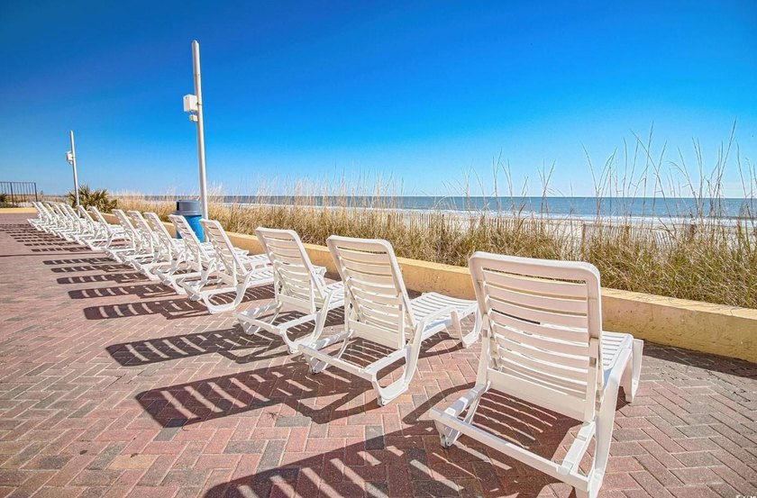 Move-in ready, adorable ocean view efficiency condo located in - photo 7