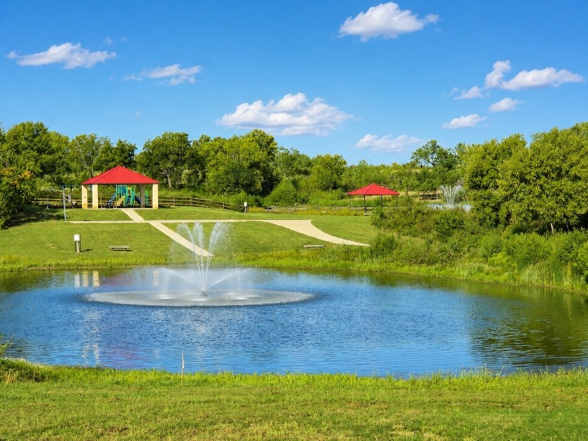 Texas Waterfront Views with Country Vibes. Build a Boathouse! - photo 40