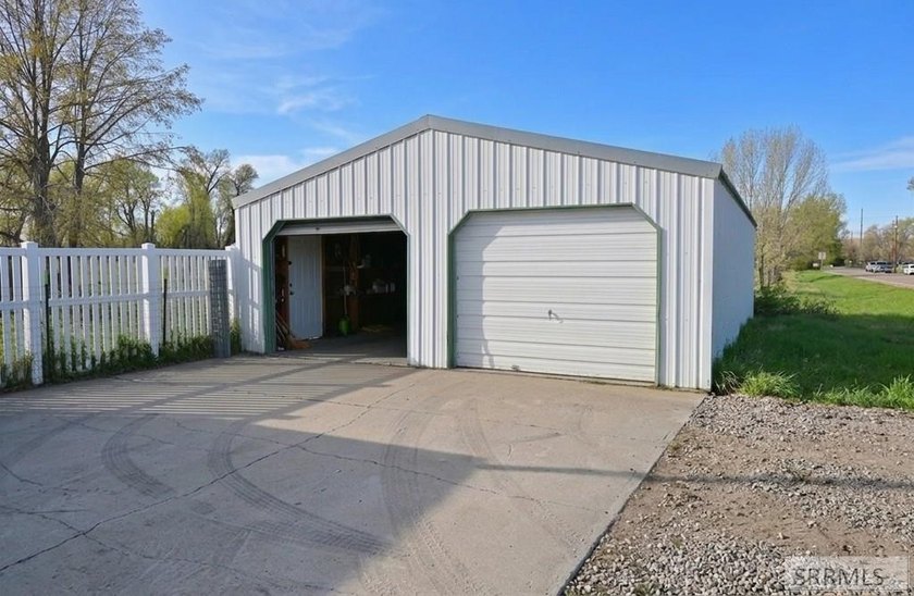 Own a premier Idaho legacy property with this rare 88-acre - photo 25