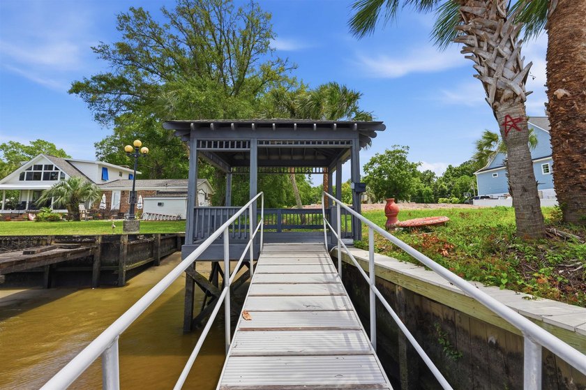 Enjoy Waterway Living Before, During and After building your - photo 6
