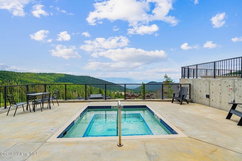 Immerse yourself in the Schweitzer Mountain lifestyle with this - photo 39