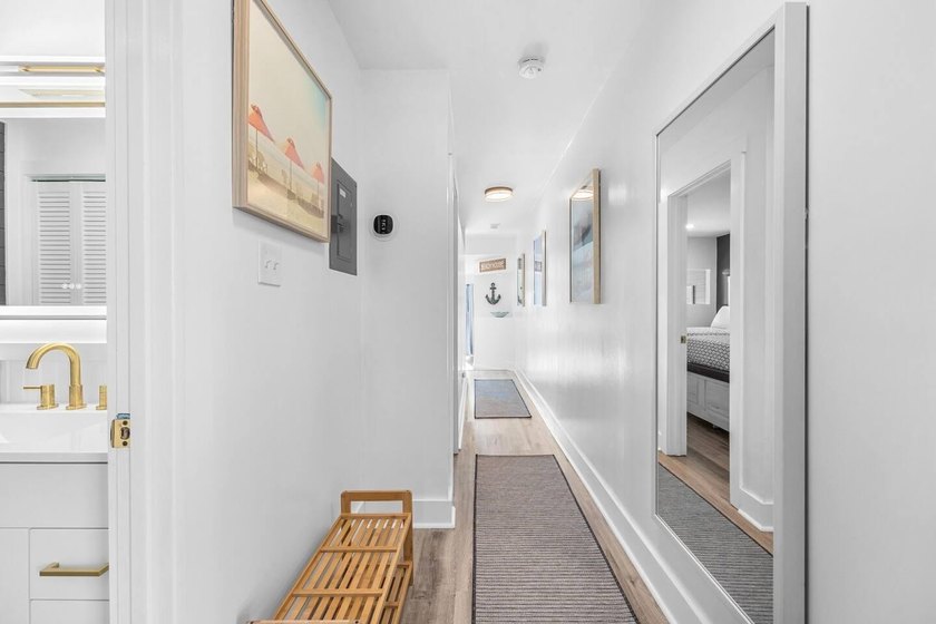 Turnkey and fully renovated 1 bedroom, 1 bath condo located in - photo 8