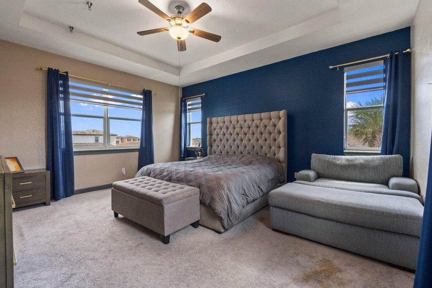 Priced to sell, $8,600 credit to buyer for cosmetic improvements - photo 28