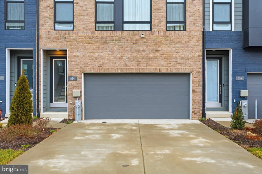 AGENTS - PLEASE VIEW AGENT REMARKS IN BRIGHT MLS. Spacious - photo 29