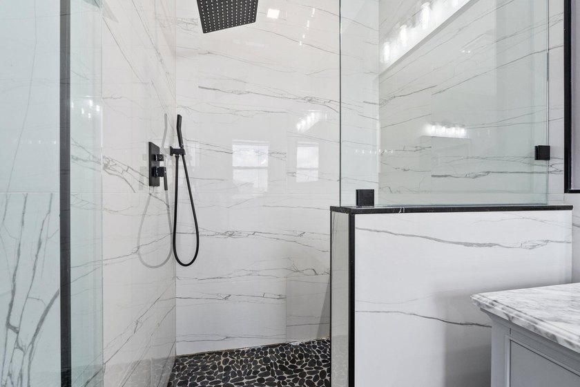 Priced to sell, $8,600 credit to buyer for cosmetic improvements - photo 36