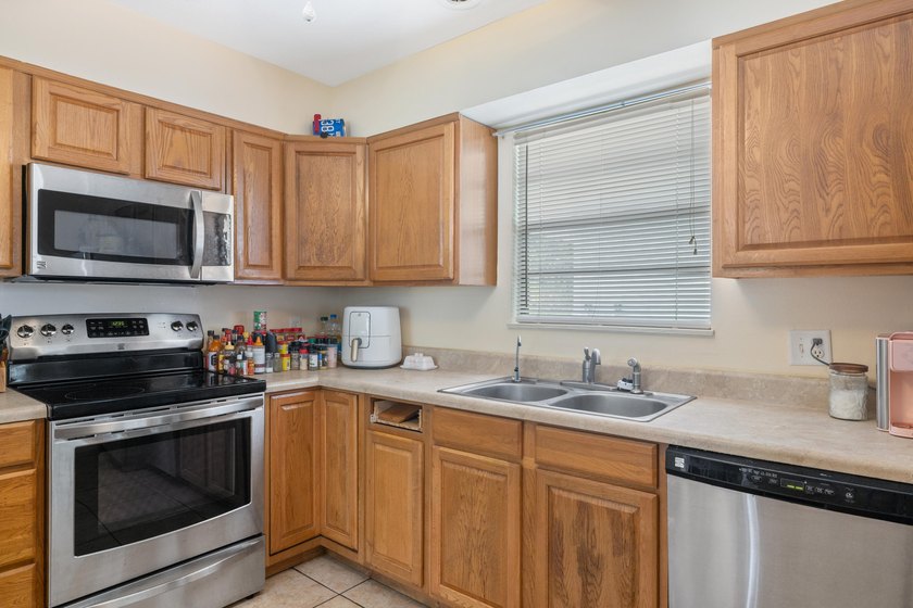 Room for your boat, RV, and more on an oversized corner lot in - photo 9