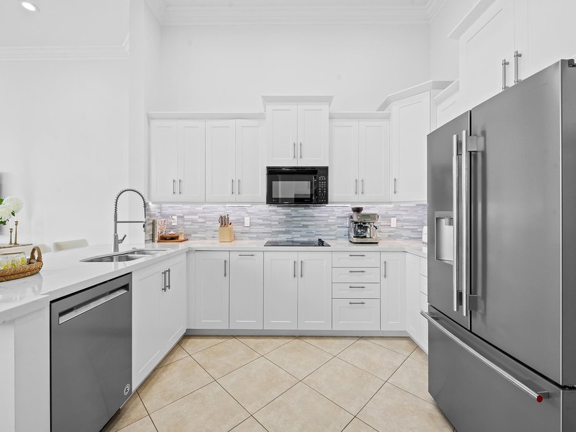 Nestled on a quiet cul-de-sac street, this beautifully - photo 12