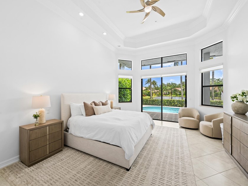Nestled on a quiet cul-de-sac street, this beautifully - photo 18