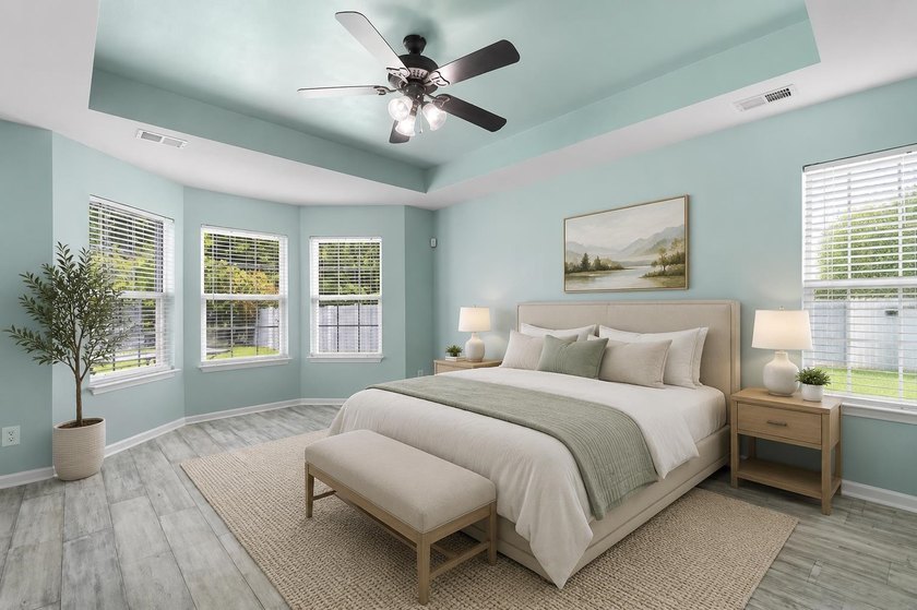 Welcome home to this beautifully maintained 3-bedroom, 2-bath - photo 4
