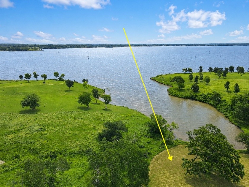 Texas Waterfront Views with Country Vibes. Build a Boathouse! - photo 3