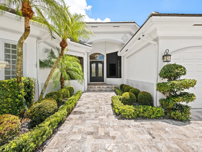 Nestled on a quiet cul-de-sac street, this beautifully - photo 29