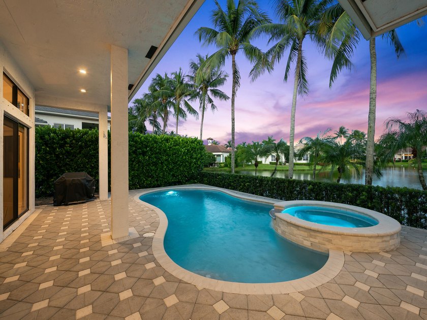 Nestled on a quiet cul-de-sac street, this beautifully - photo 36