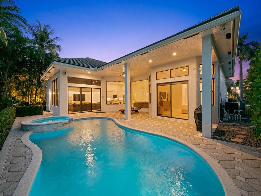 Nestled on a quiet cul-de-sac street, this beautifully - photo 37