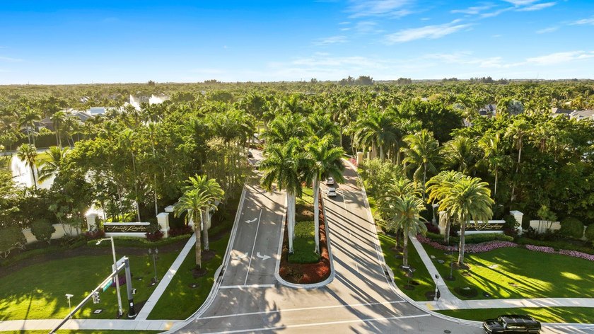 Nestled on a quiet cul-de-sac street, this beautifully - photo 40