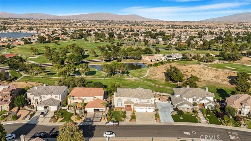 MILLION DOLLAR VIEW!! First time on the market! Stunning Elegant - photo 4