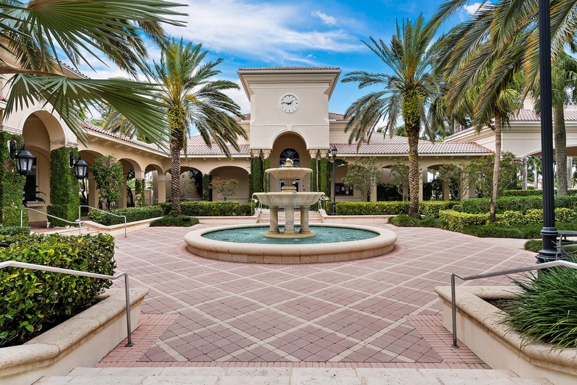 Nestled on a quiet cul-de-sac street, this beautifully - photo 44