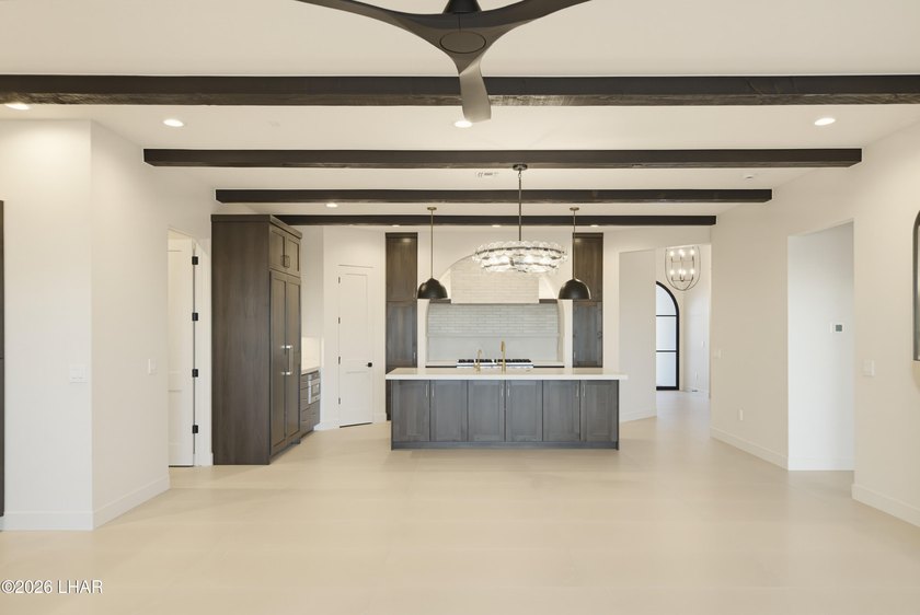 Welcome to 7976 Plaza de Los Pajaros, where luxury meets - photo 15