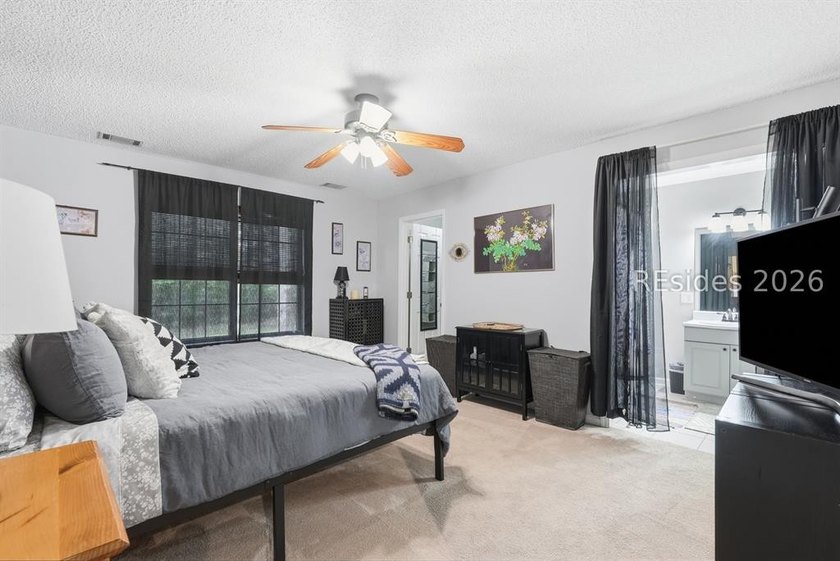 Welcome to 40 James O Court, where charm, comfort, and freedom - photo 32