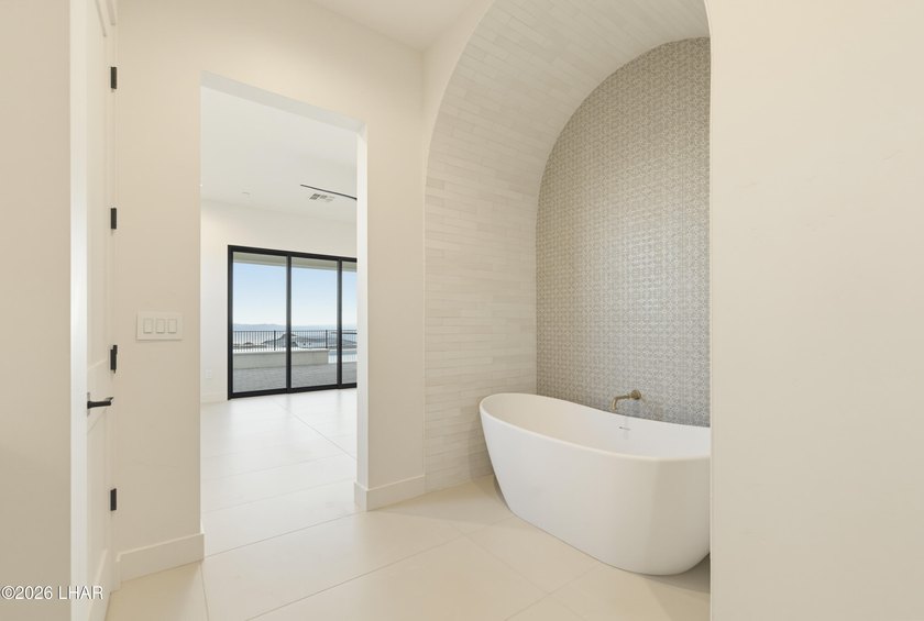 Welcome to 7976 Plaza de Los Pajaros, where luxury meets - photo 38