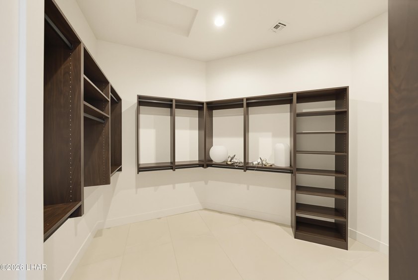 Welcome to 7976 Plaza de Los Pajaros, where luxury meets - photo 42