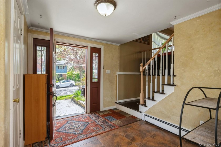 Nestled in a quiet, sought-after Huntington neighborhood, this - photo 19