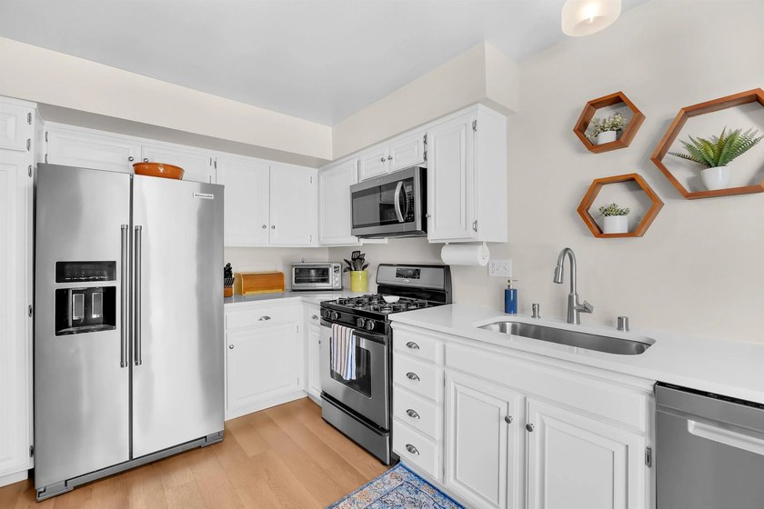 No HOA or Mello-Roos. Welcome to this beautifully updated - photo 6