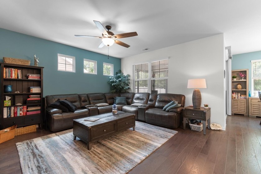 This is the kind of home that doesn't just check boxes---it - photo 8