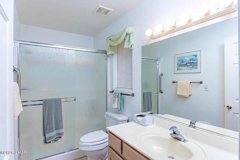 Welcome to this pristine 3BR/2BA home located on a quiet street - photo 14