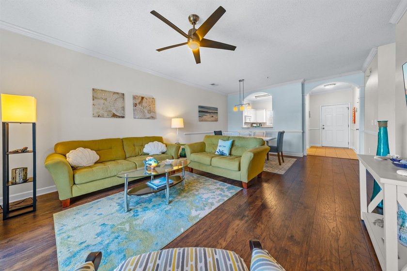 Impeccably maintained and beautifully upgraded 2-bedroom, 2-bath - photo 3