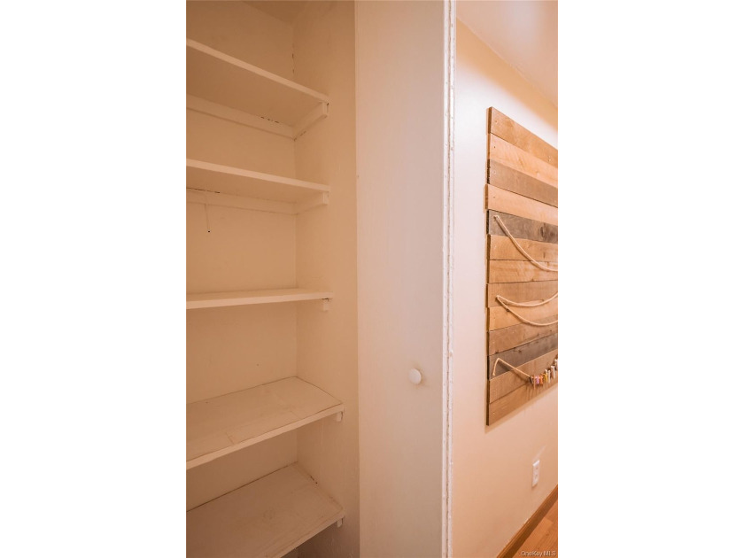 Bright, move-in-ready 1-bedroom in the highly sought-after Park - photo 10